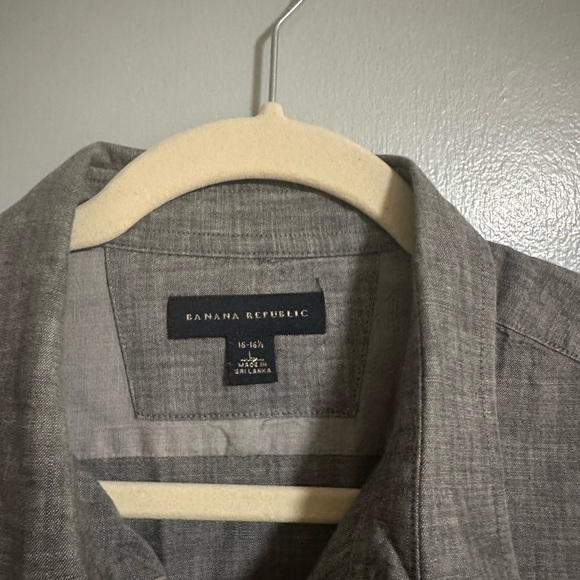 Banana Republic Mens Grey Shirt,Double Pocket Chambray, Size (L) - Picture 4 of 7